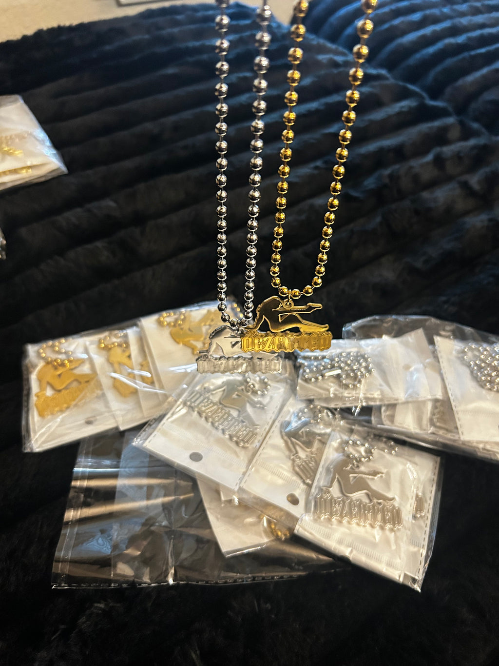 DEZERTED Chains
